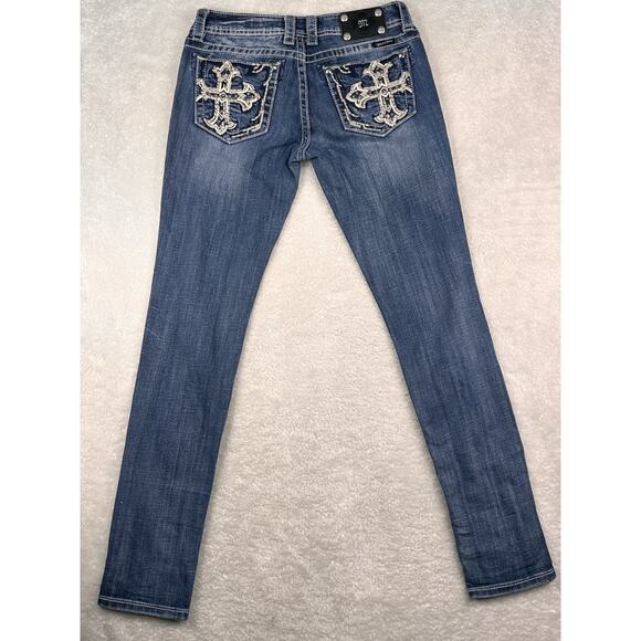 Miss Me Jeans Women’s Size 29 Blue Skinny Distressed Sequence Cross Low Rise - Picture 2 of 9